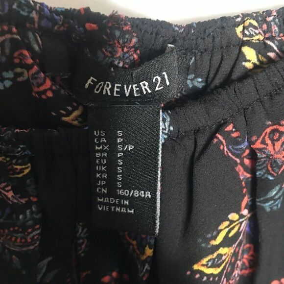 Forever 21 Women's shirt - Picture 2 of 3